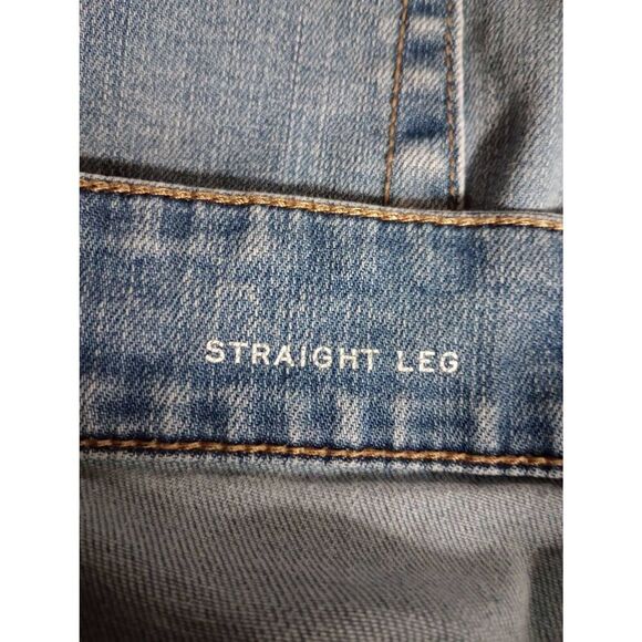 St Johns Bay Jeans Ladies 16 Straight Leg Light Wash - Picture 6 of 10